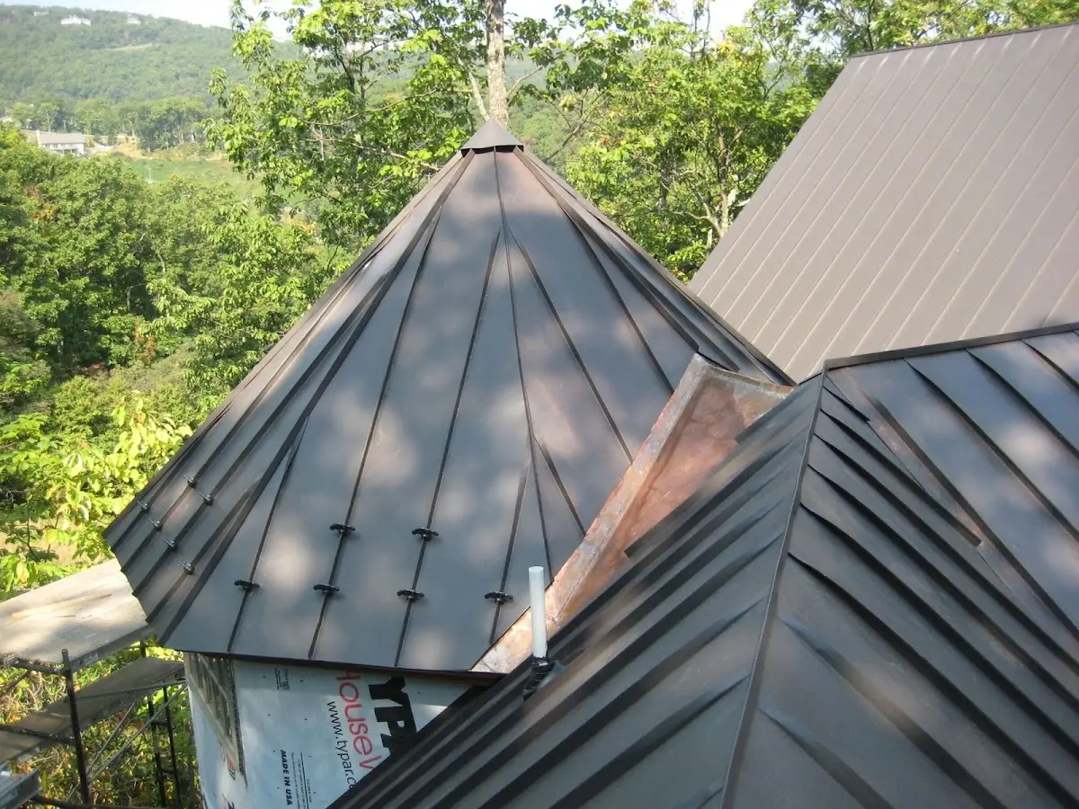 Professional Roof Tarp Installation by Craftsman Roofing in West Manayunk